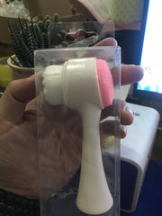 Beauty skin care face wash brush in packaging – ready to use