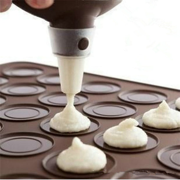 Non-stick macaron silicone mat in use